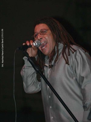 Manfred Mann's Earth Band: +1 ������ �� ����� | ����