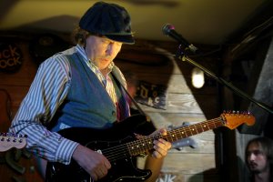 Fender Party: � �������, �� �� � �����