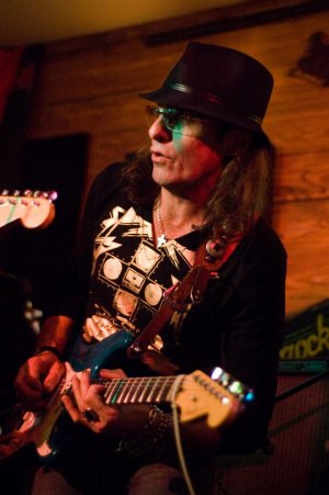 Fender party. ��������� | ����