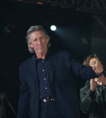 Ça Ira: ������� ����?