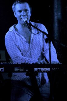 �������� � ��� ����� ��������� � Docker Pub