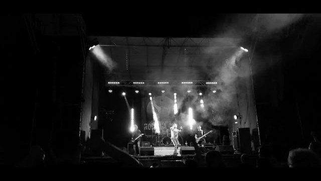 ����� �� Korn - Rotting In Vain